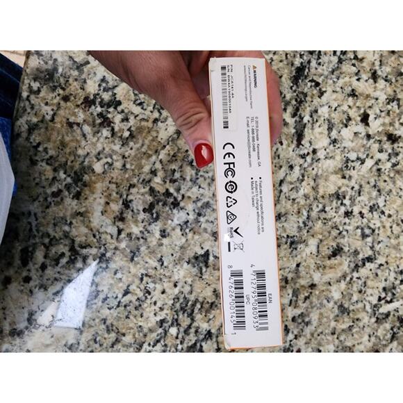 j5create usb type-c to 4k unopened white - Picture 5 of 5